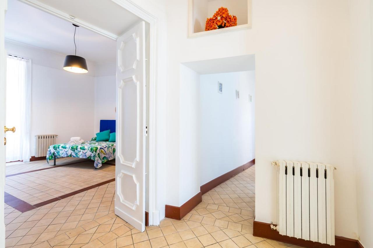 Lopez 20 A Big Family Apartment By Napoliapartments Ngoại thất bức ảnh
